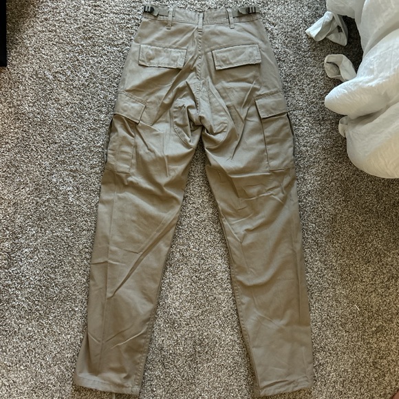 Goodbye bread tan/khaki cargo pants - Picture 6 of 6